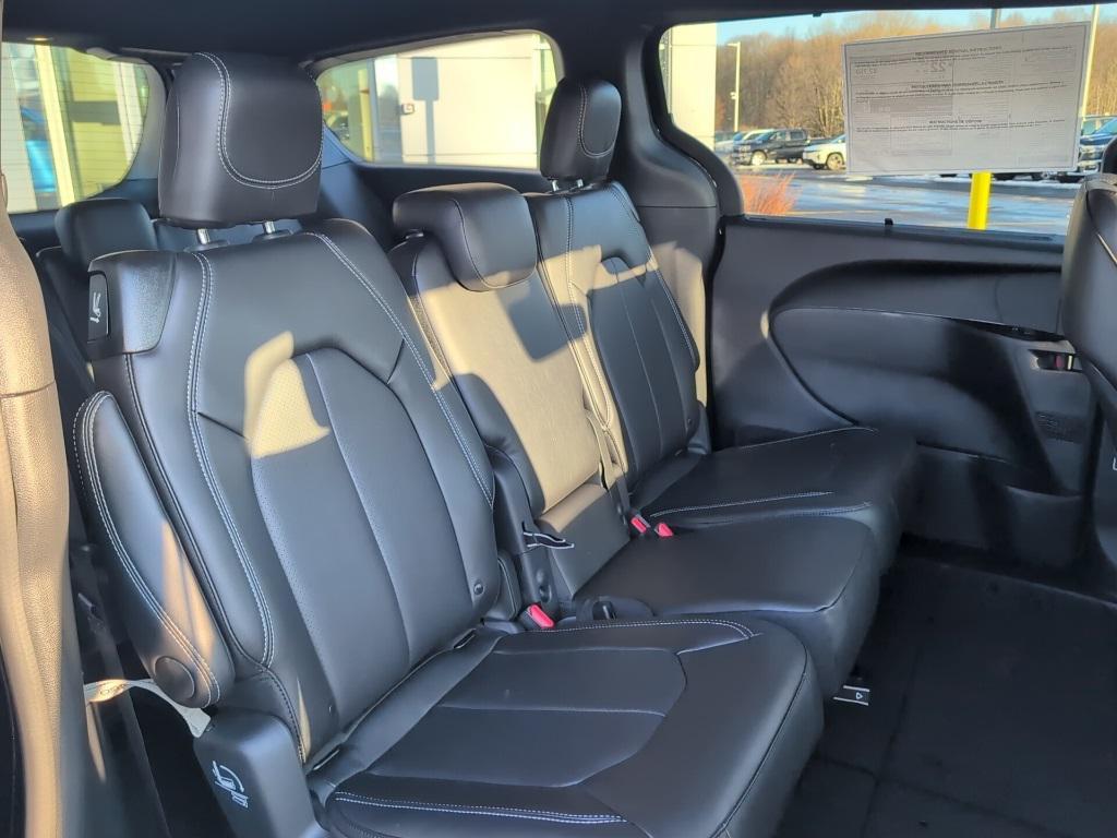 new 2026 Chrysler Pacifica car, priced at $45,785