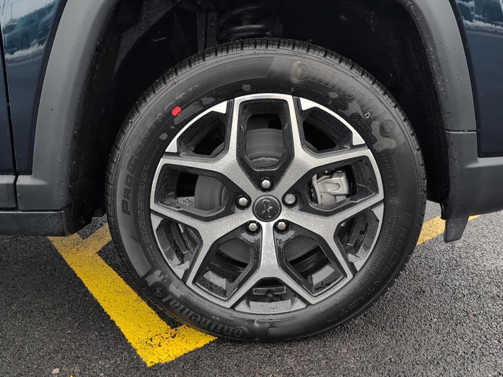 new 2026 Jeep Compass car, priced at $35,481