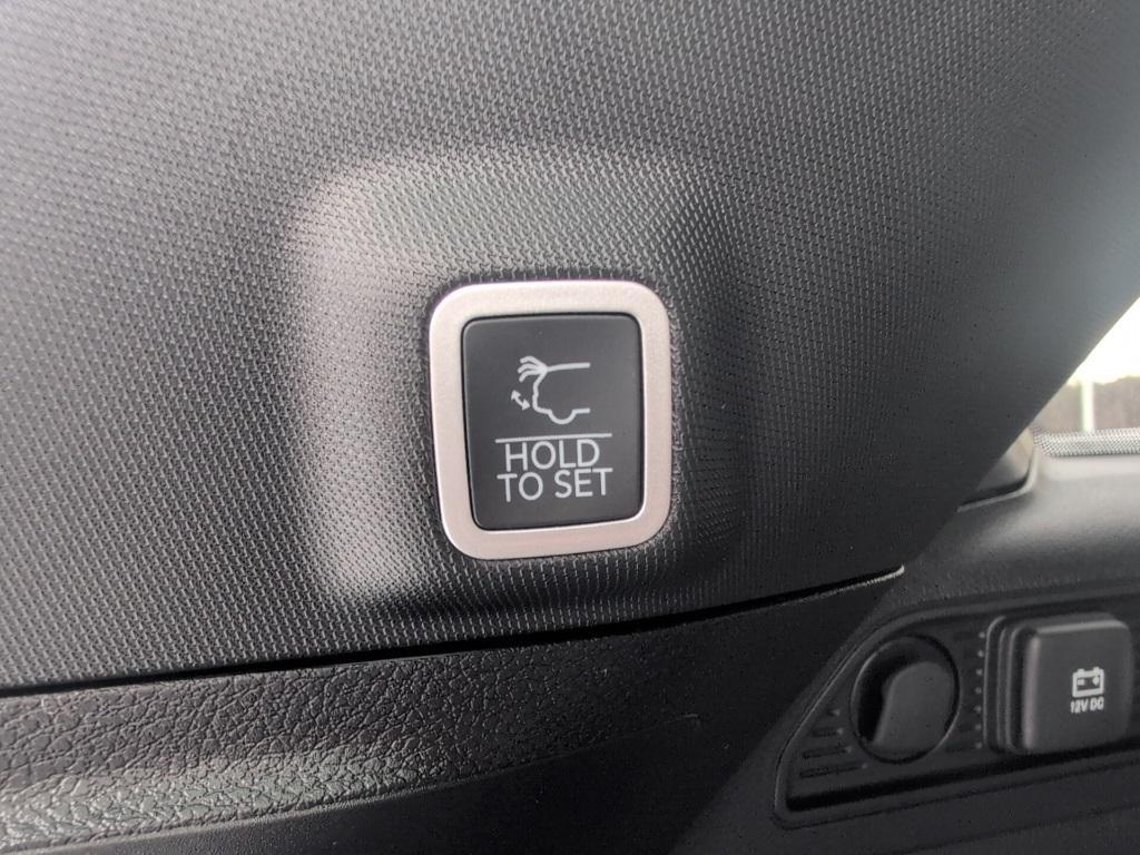 new 2025 Jeep Grand Cherokee car, priced at $49,415