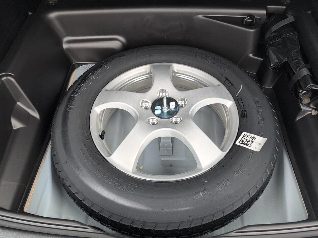 new 2025 Jeep Grand Cherokee car, priced at $49,415