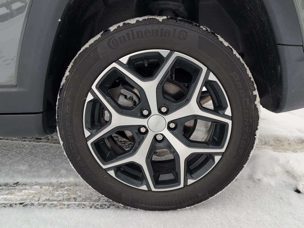 used 2024 Jeep Compass car, priced at $25,000