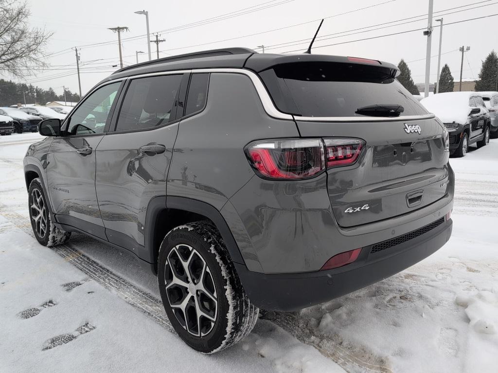 used 2024 Jeep Compass car, priced at $25,000