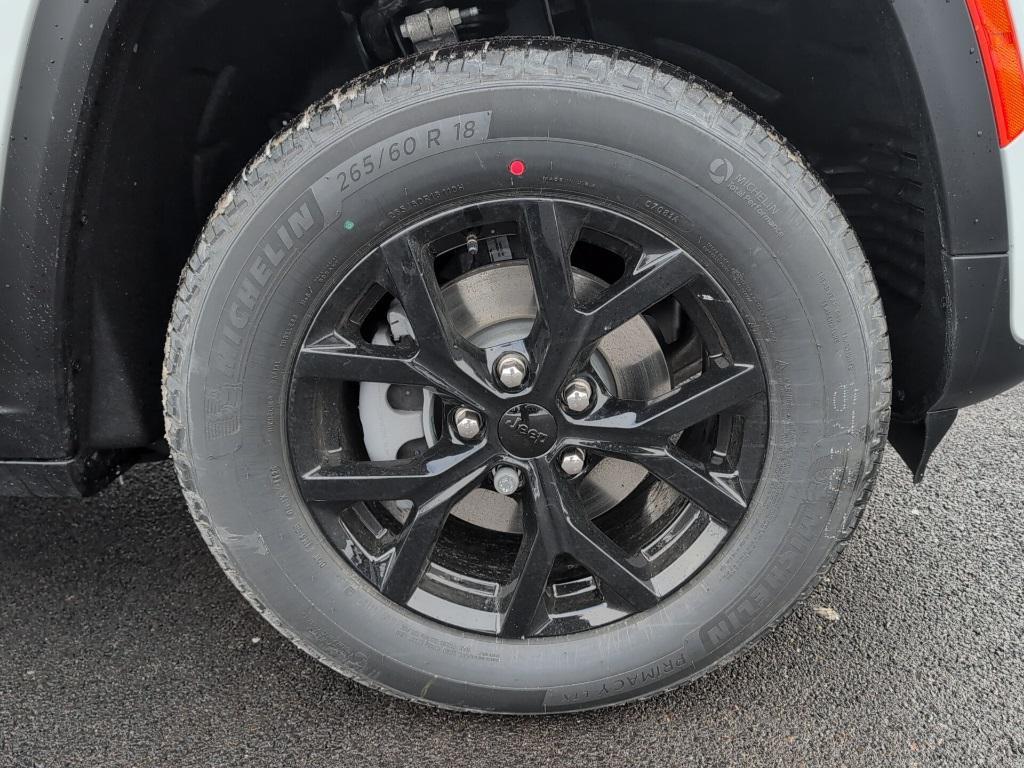 new 2026 Jeep Grand Cherokee car, priced at $47,655