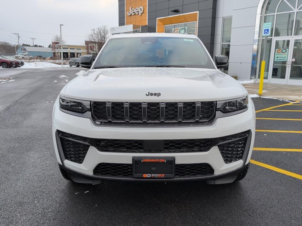 new 2026 Jeep Grand Cherokee car, priced at $47,655