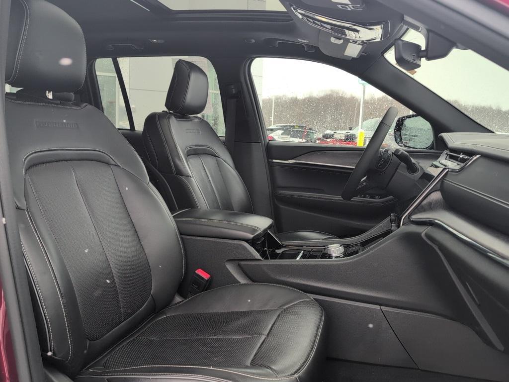 used 2023 Jeep Grand Cherokee car, priced at $35,700