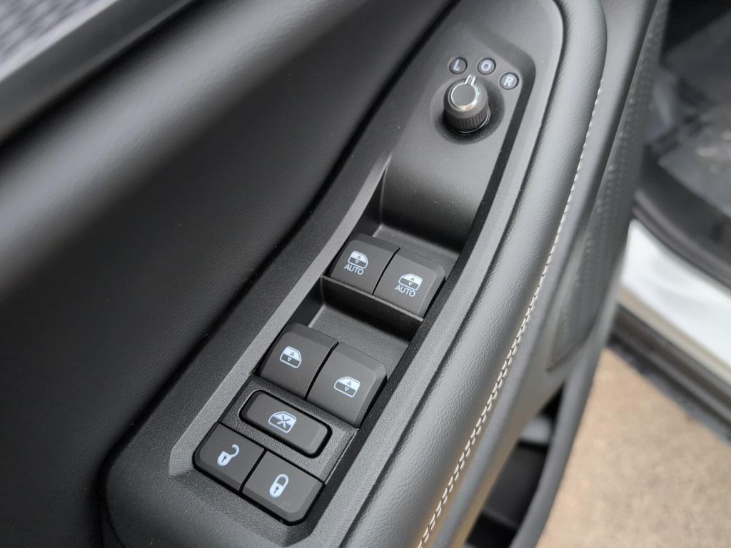 new 2025 Jeep Grand Cherokee car, priced at $45,730