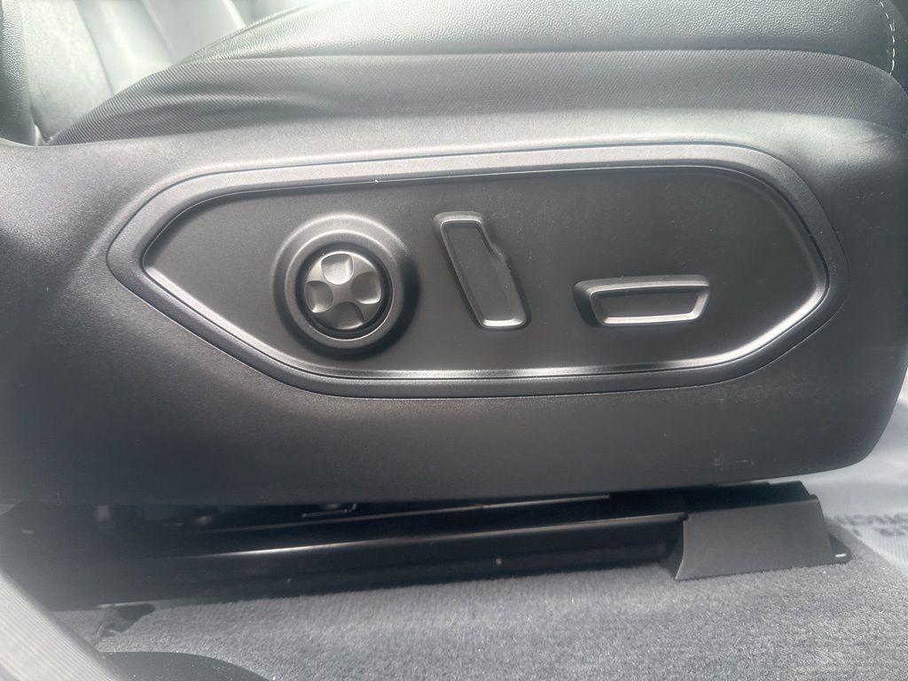 used 2023 Jeep Grand Cherokee L car, priced at $35,696