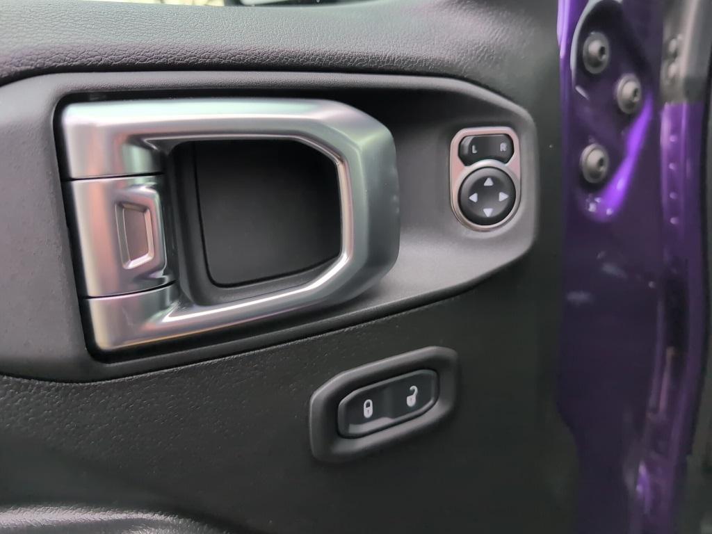 new 2026 Jeep Gladiator car, priced at $50,925