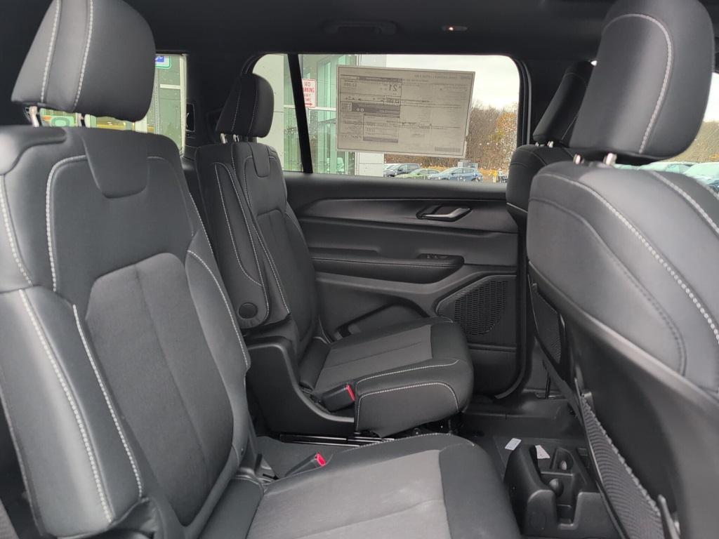 new 2025 Jeep Grand Cherokee L car, priced at $44,825