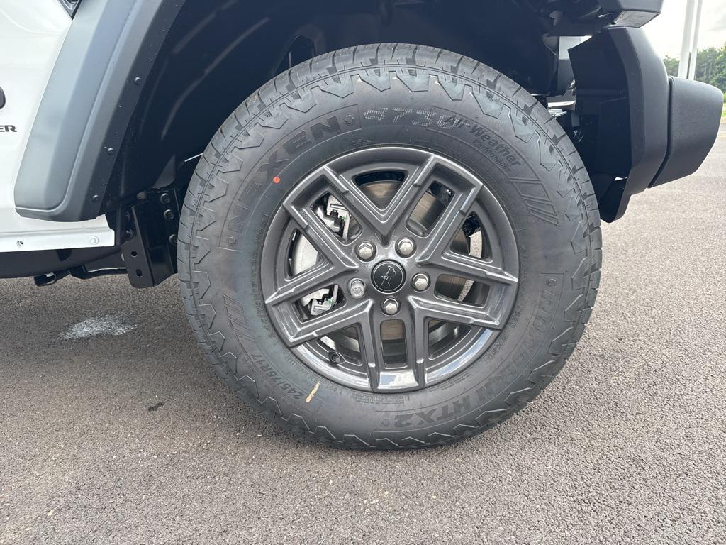 new 2025 Jeep Wrangler car, priced at $52,133