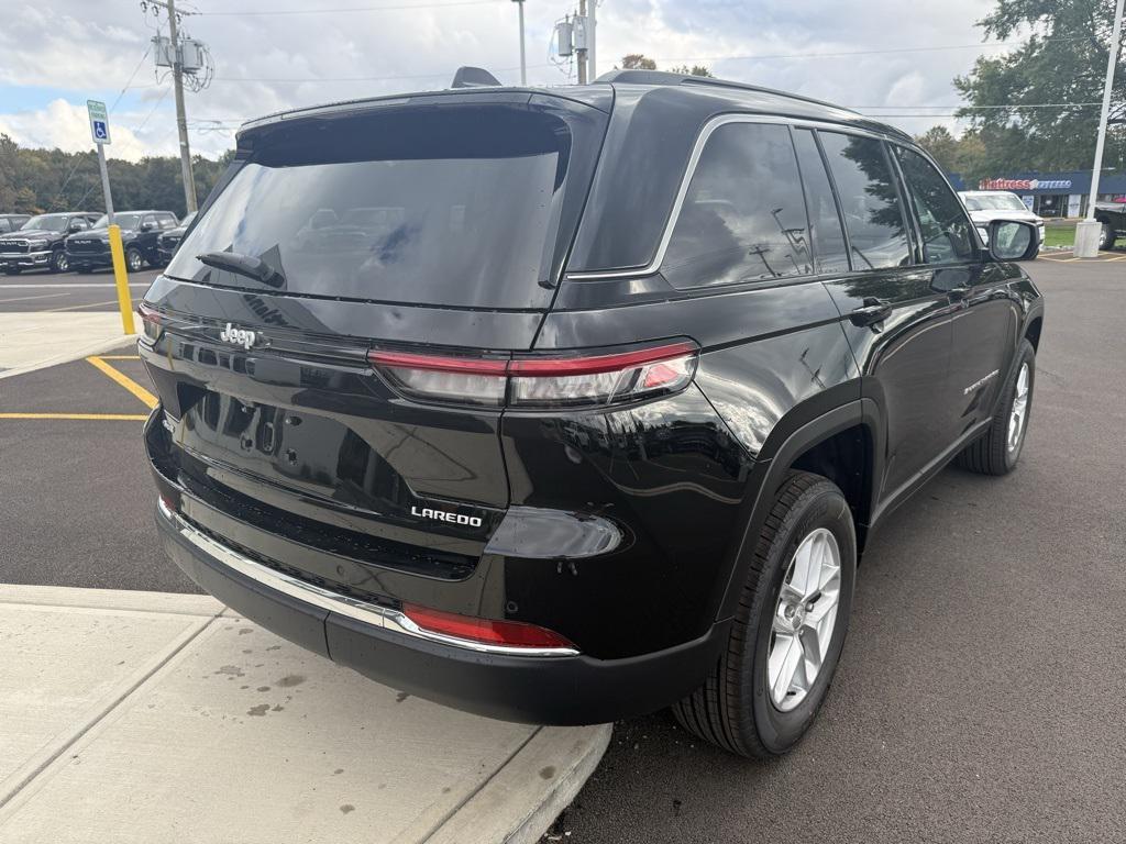 new 2025 Jeep Grand Cherokee car, priced at $44,665