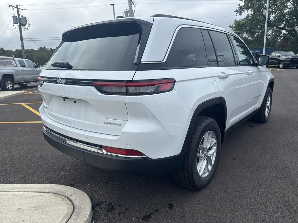 new 2025 Jeep Grand Cherokee car, priced at $43,075