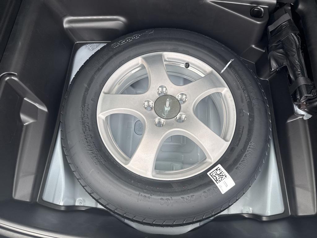 new 2025 Jeep Grand Cherokee car, priced at $43,075