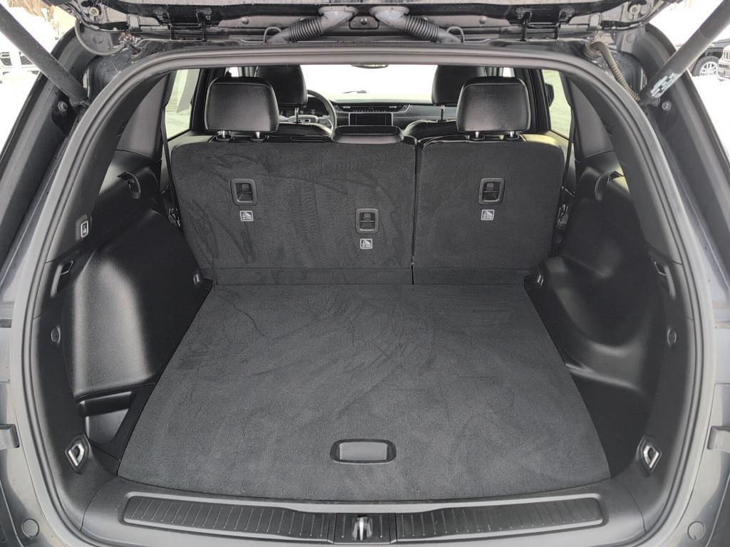 used 2023 Jeep Grand Cherokee car, priced at $33,700