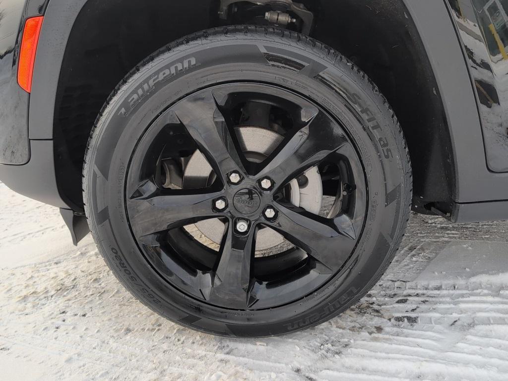 used 2023 Jeep Grand Cherokee car, priced at $33,700