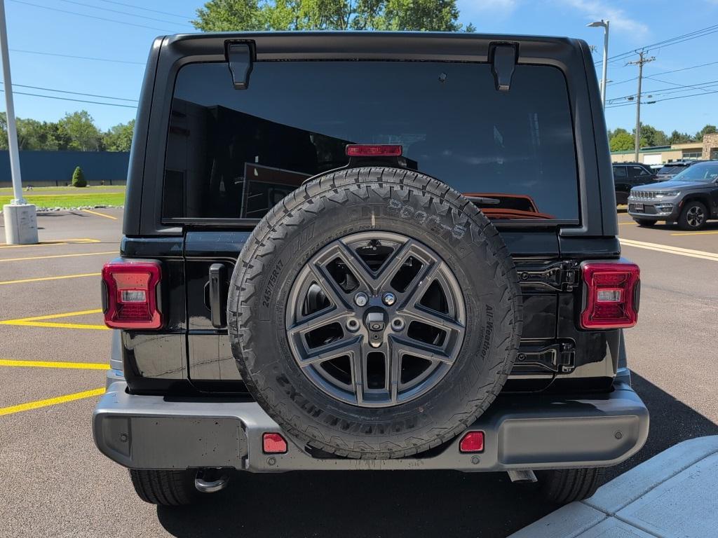 new 2025 Jeep Wrangler car, priced at $48,911