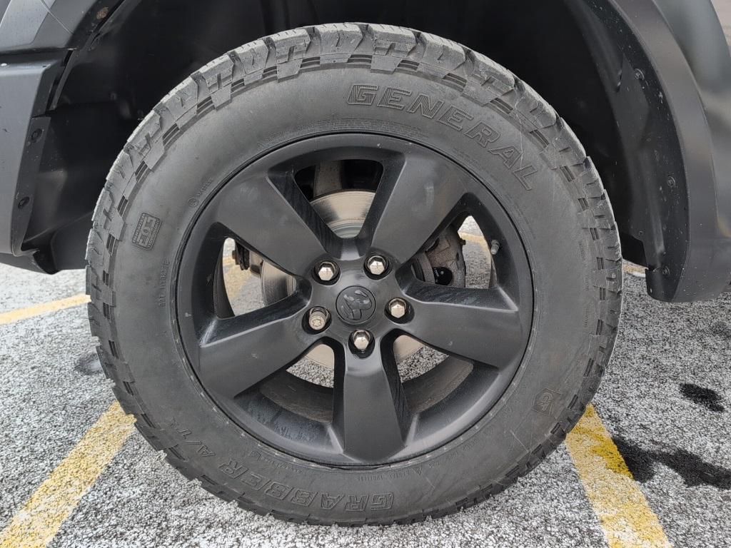 used 2019 Ram 1500 Classic car, priced at $27,600