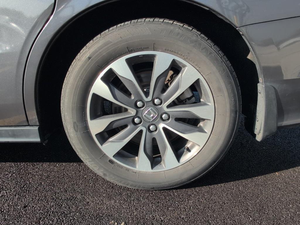 used 2023 Honda Odyssey car, priced at $34,000