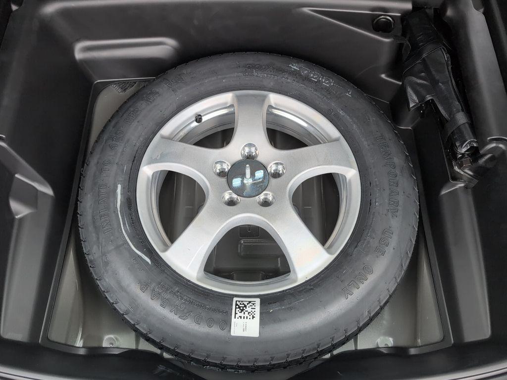 new 2025 Jeep Grand Cherokee car, priced at $43,670