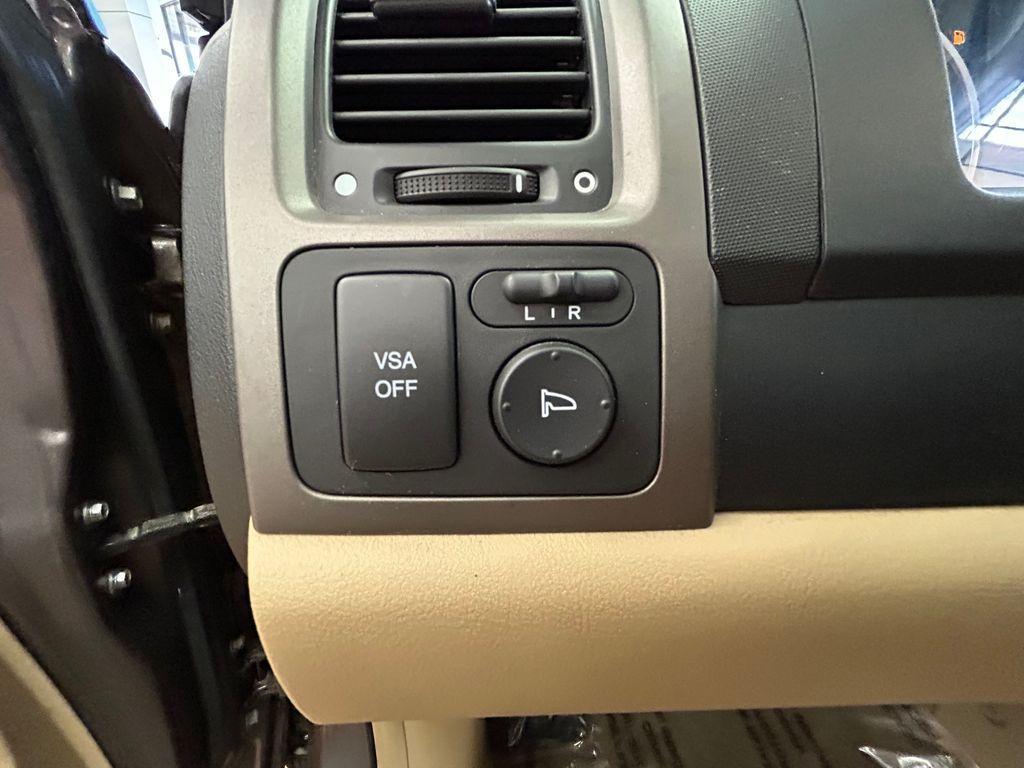used 2009 Honda CR-V car, priced at $10,333
