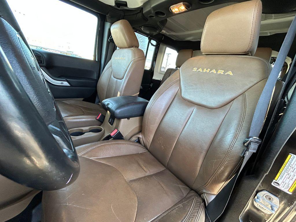 used 2013 Jeep Wrangler Unlimited car, priced at $13,995
