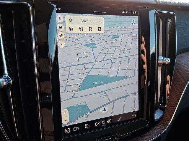 used 2023 Volvo XC60 car, priced at $30,562