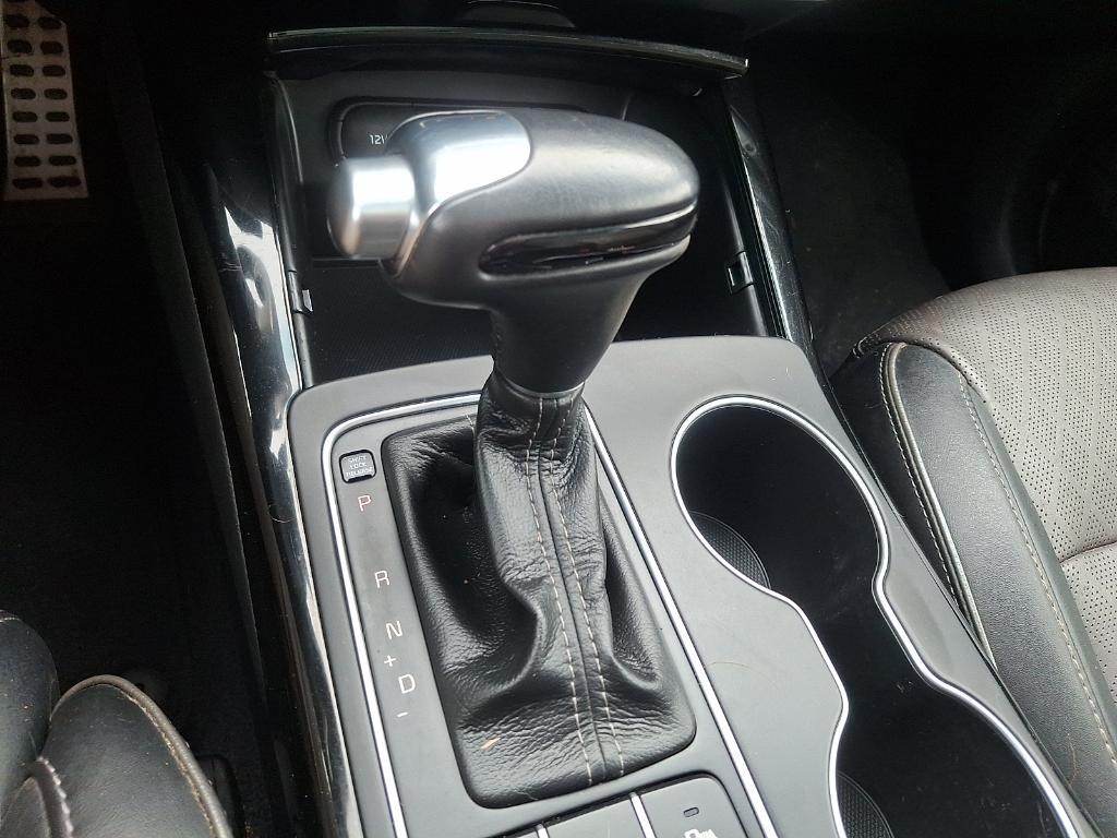 used 2016 Kia Sorento car, priced at $13,814