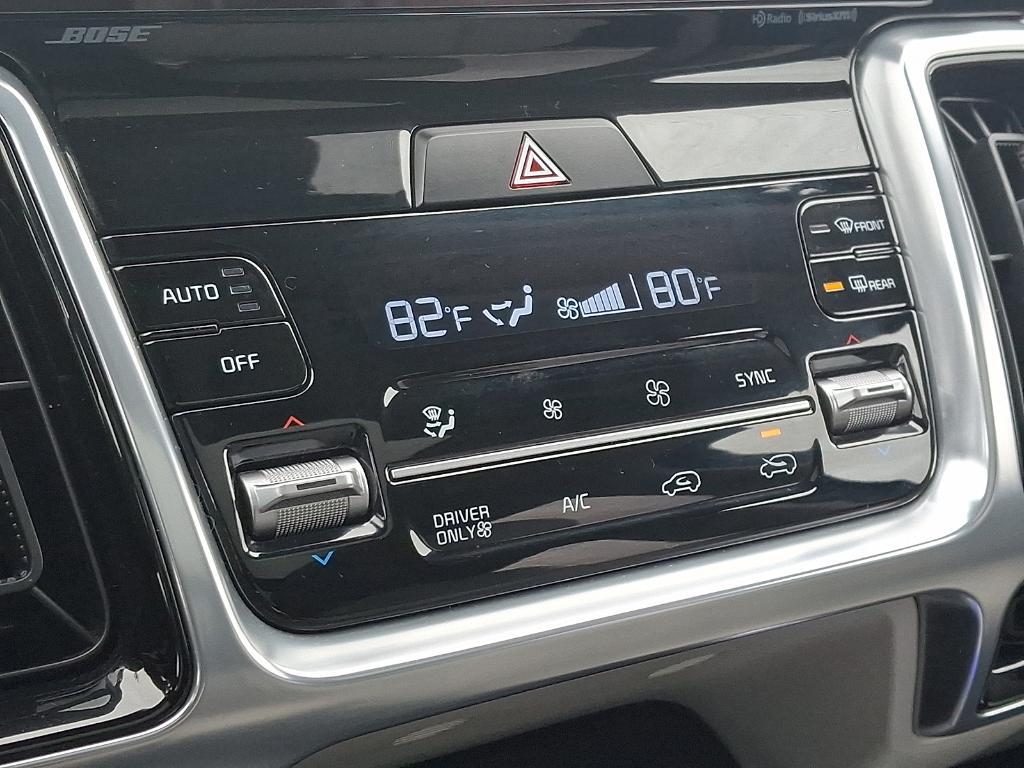 used 2023 Kia Sorento Plug-In Hybrid car, priced at $35,090