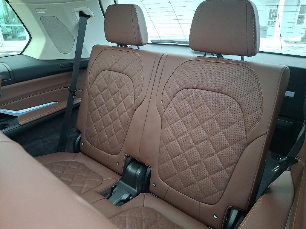 used 2026 BMW X7 car, priced at $78,358