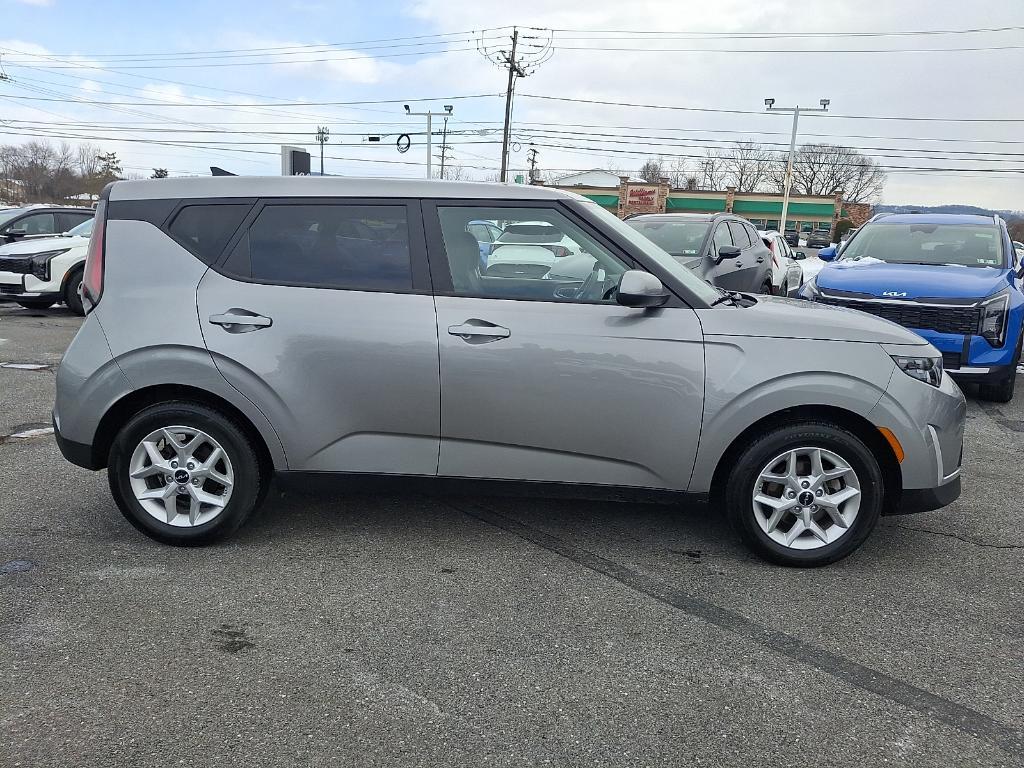 used 2024 Kia Soul car, priced at $19,367