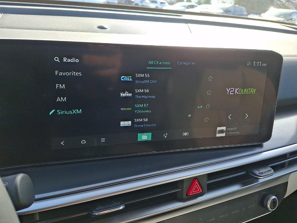 used 2025 Kia Sorento car, priced at $35,105