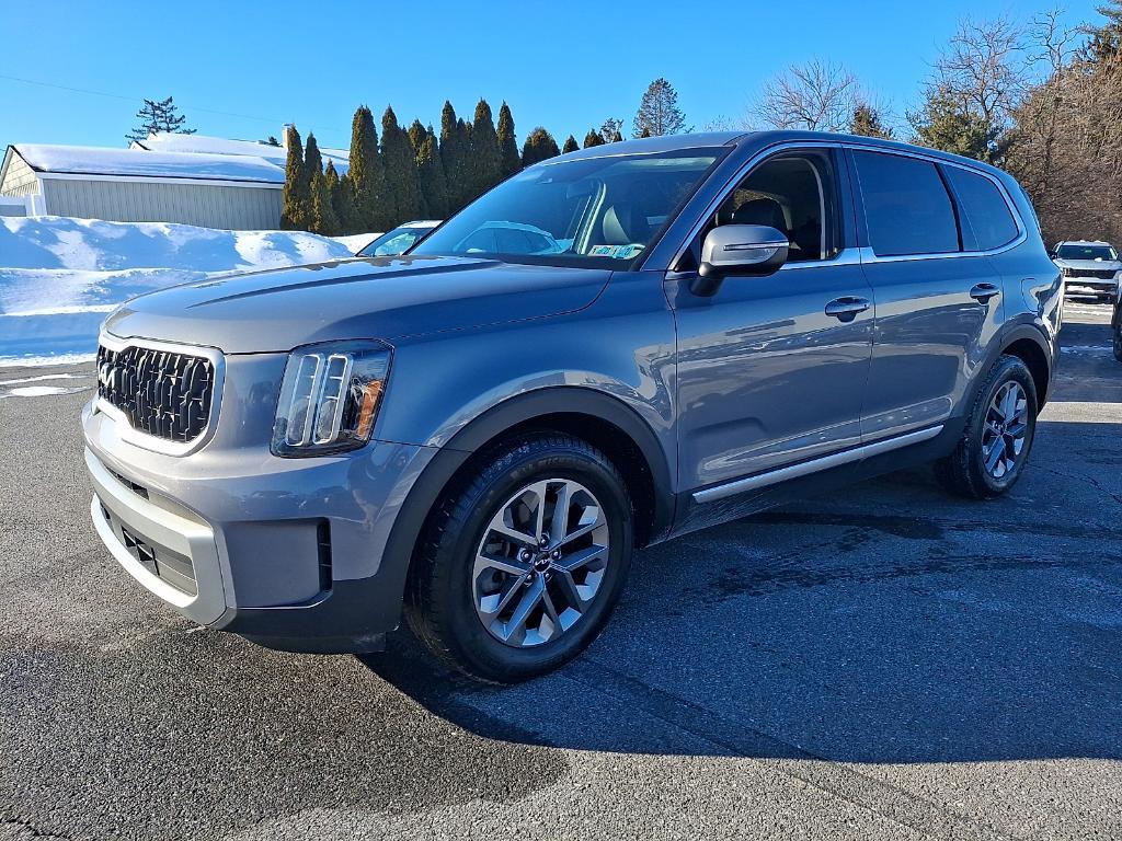 used 2023 Kia Telluride car, priced at $33,553