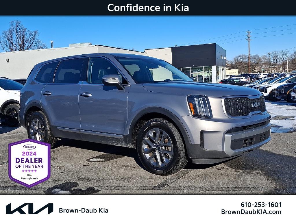 used 2023 Kia Telluride car, priced at $33,553