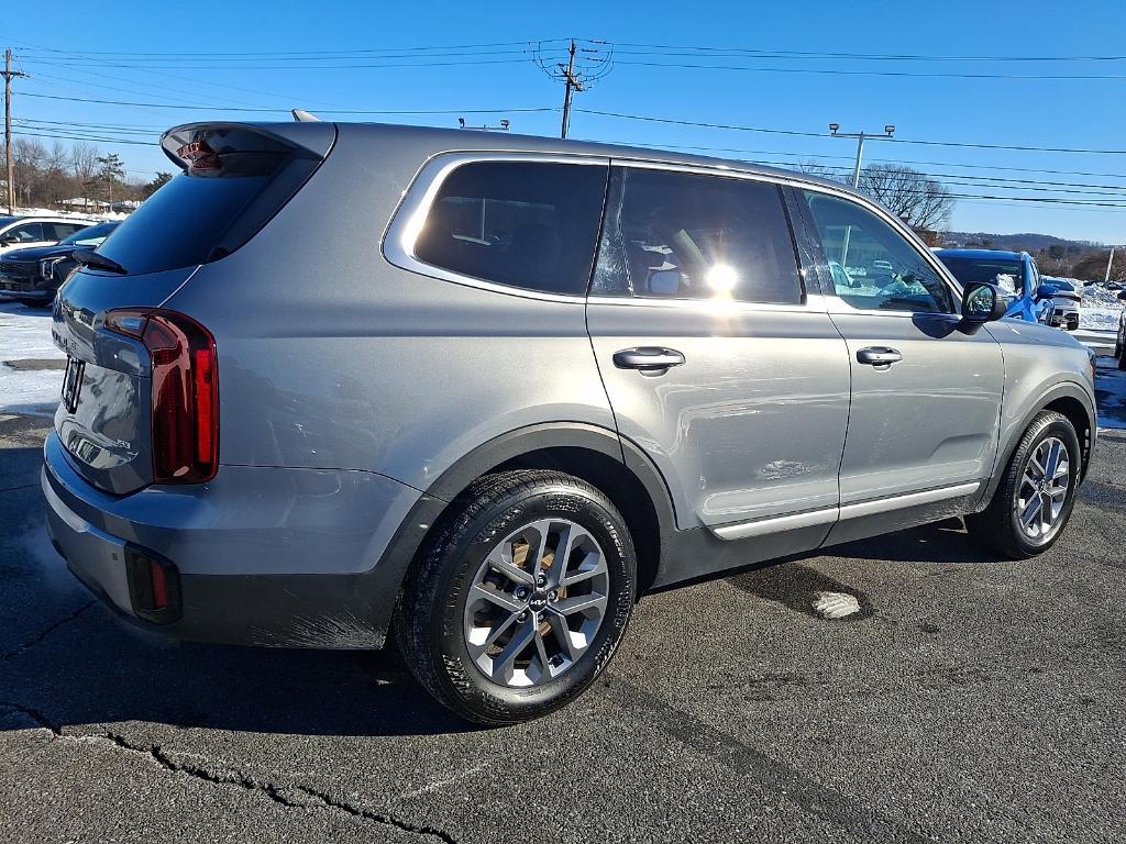 used 2023 Kia Telluride car, priced at $33,553