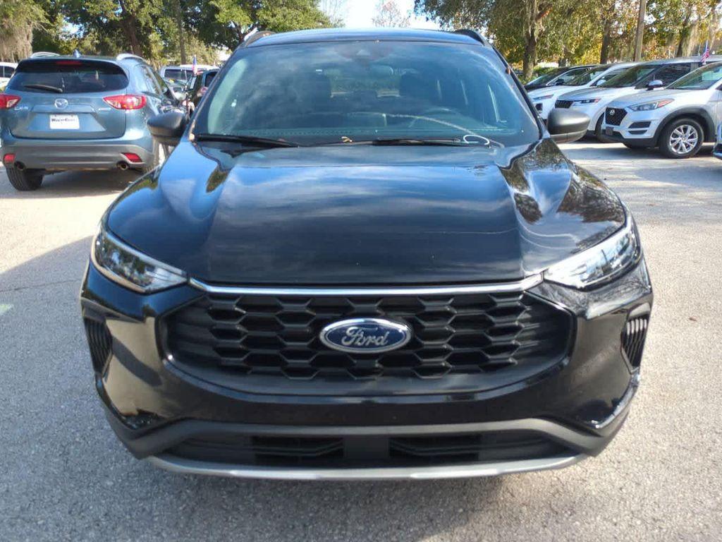 used 2025 Ford Escape car, priced at $19,999