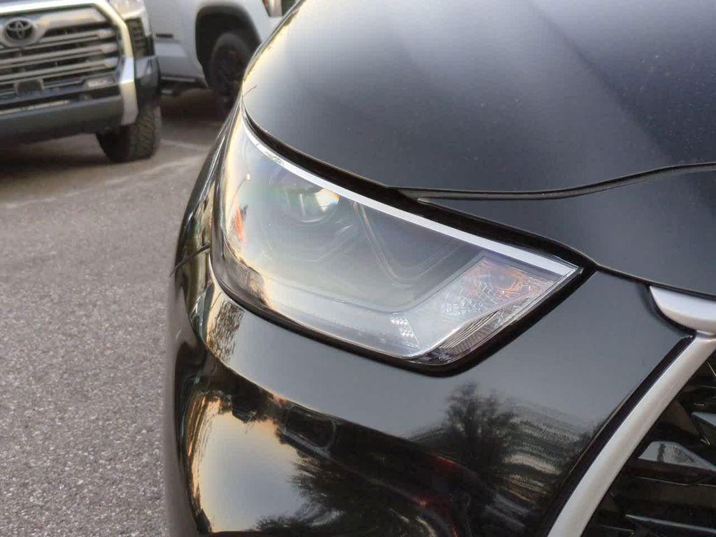new 2026 Toyota Highlander car, priced at $52,281