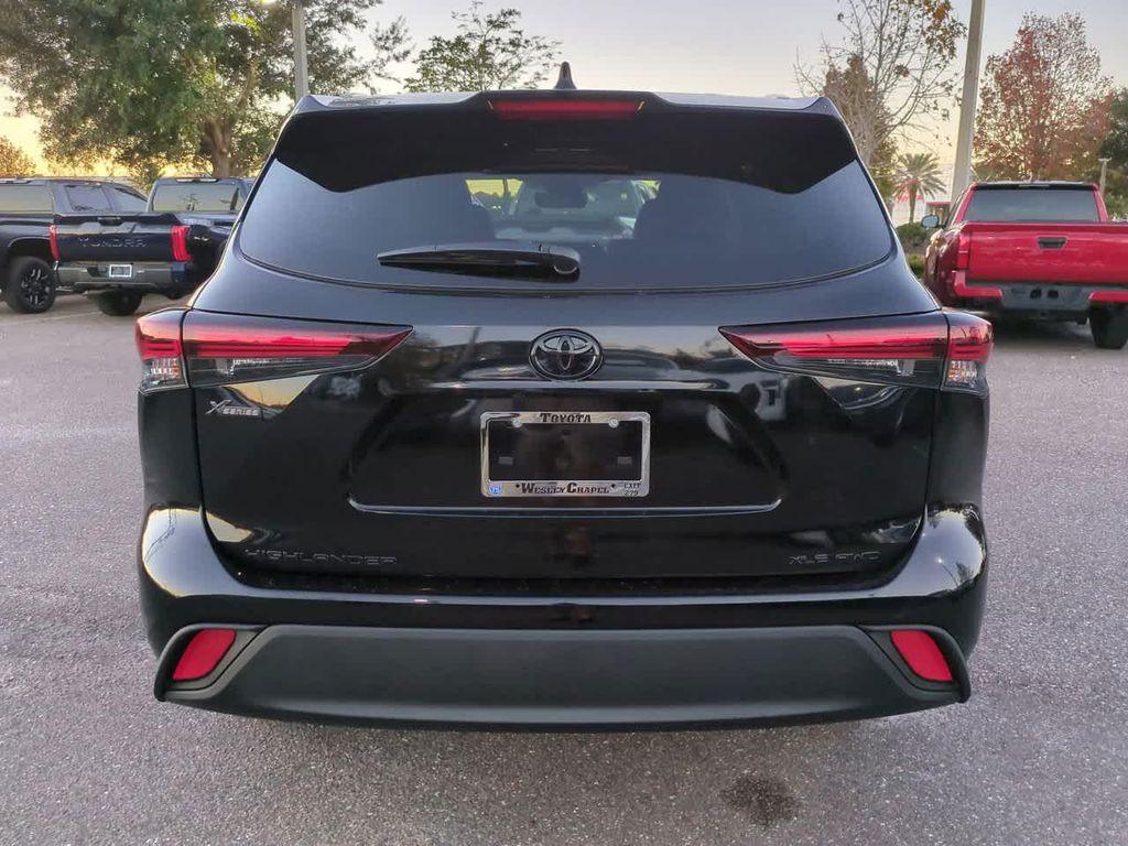 new 2026 Toyota Highlander car, priced at $52,281
