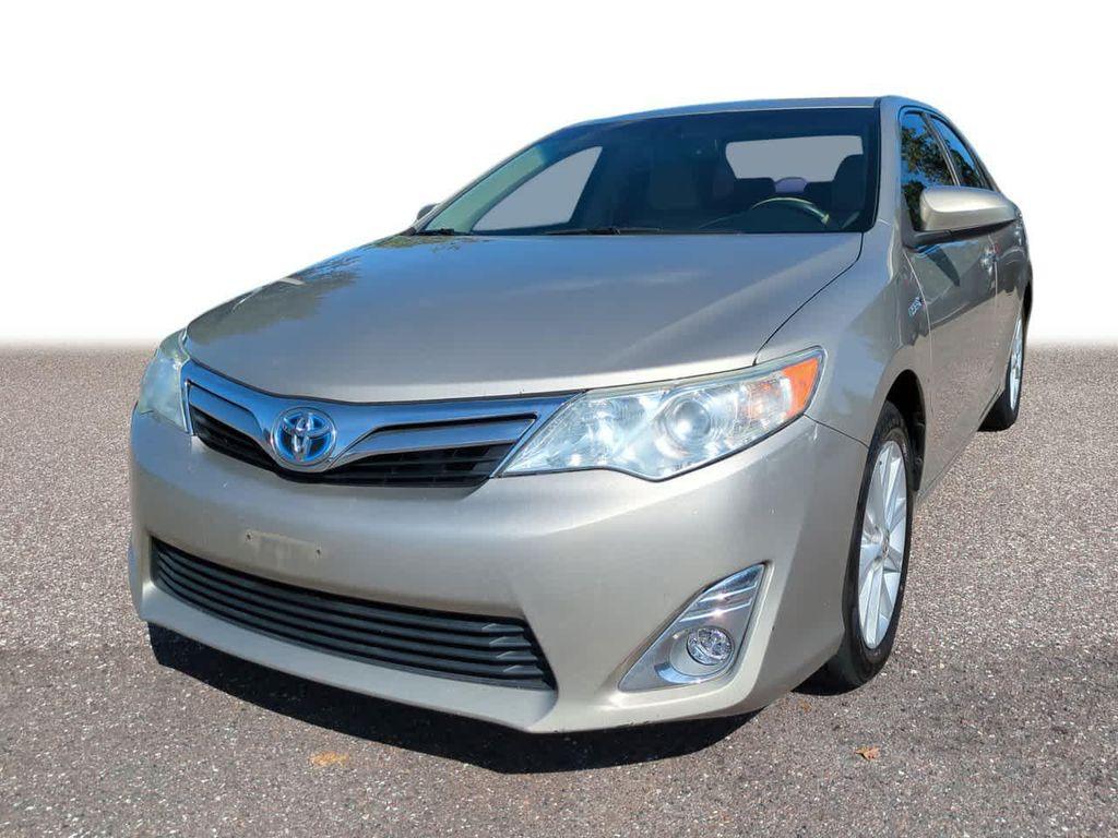 used 2014 Toyota Camry Hybrid car, priced at $10,744