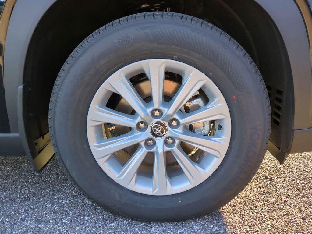 new 2026 Toyota Grand Highlander Hybrid car, priced at $50,754