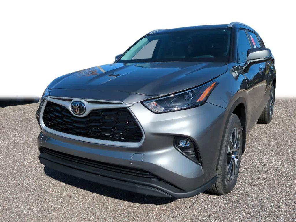 new 2026 Toyota Highlander car, priced at $49,421