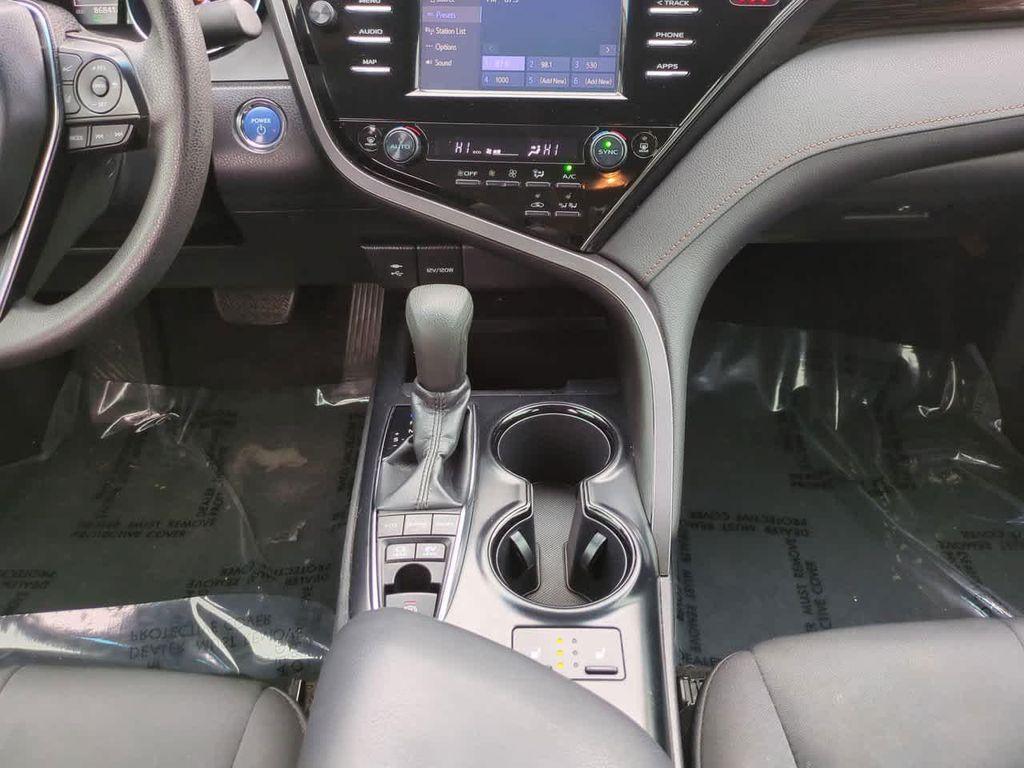 used 2019 Toyota Camry Hybrid car, priced at $17,244