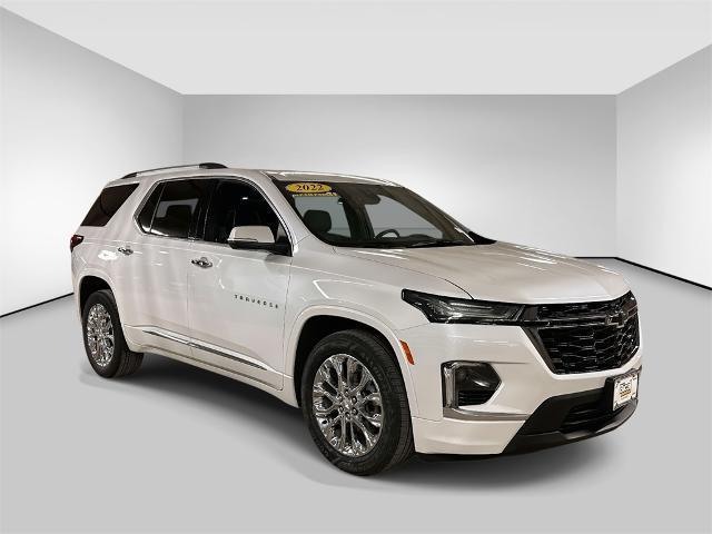 used 2022 Chevrolet Traverse car, priced at $32,988