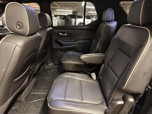 used 2022 Chevrolet Traverse car, priced at $32,988