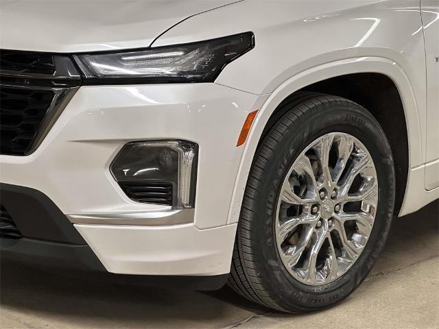 used 2022 Chevrolet Traverse car, priced at $32,988