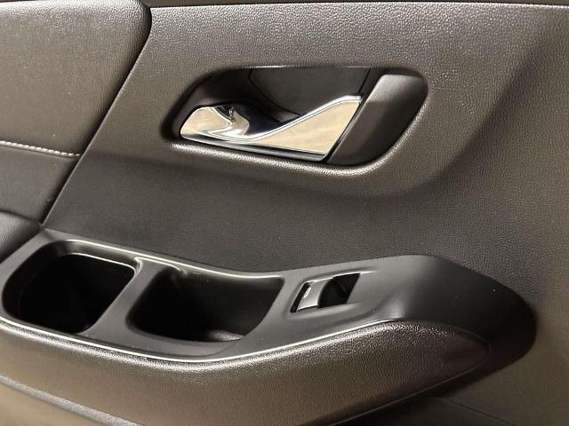 used 2023 Chevrolet Traverse car, priced at $29,225