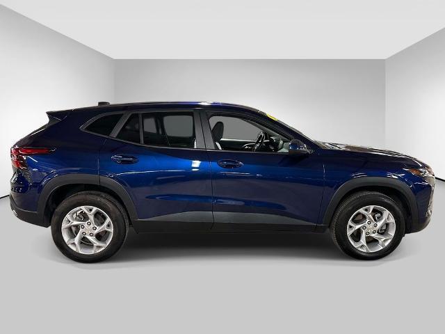 used 2024 Chevrolet Trax car, priced at $18,871