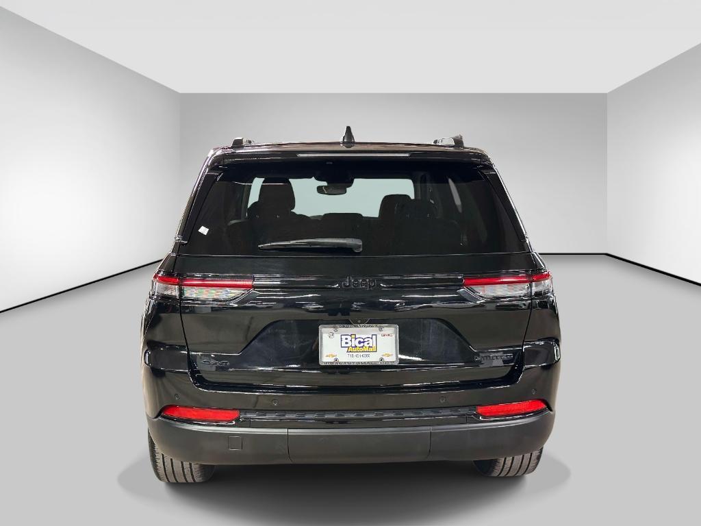 used 2023 Jeep Grand Cherokee car, priced at $27,921