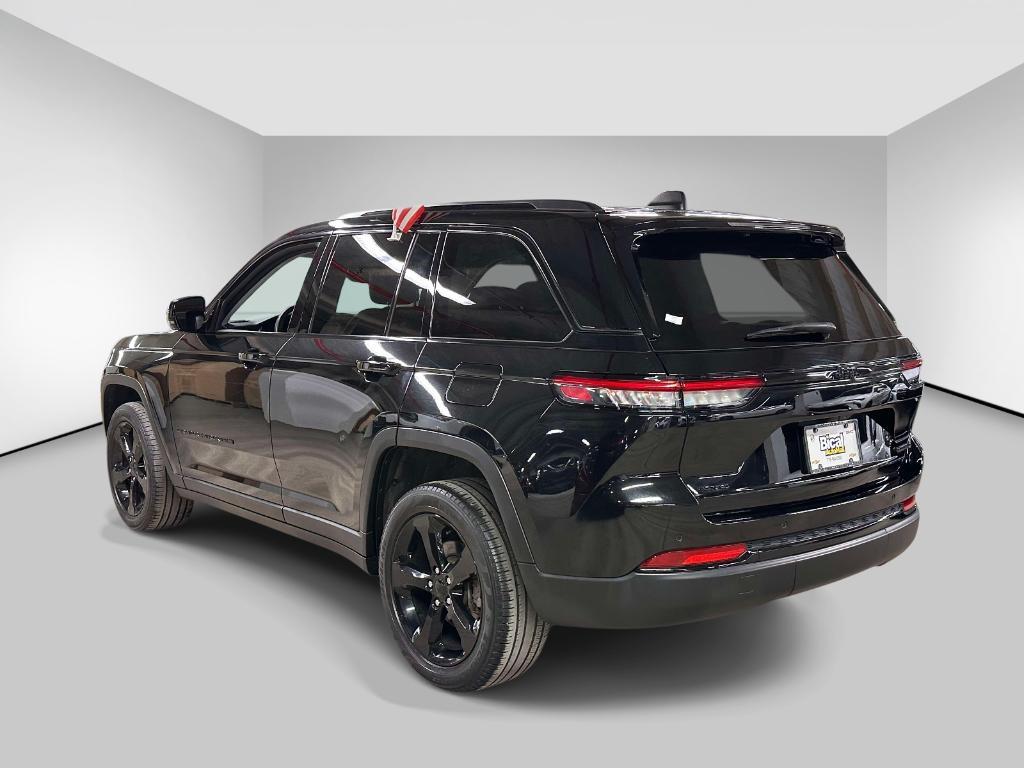 used 2023 Jeep Grand Cherokee car, priced at $27,921