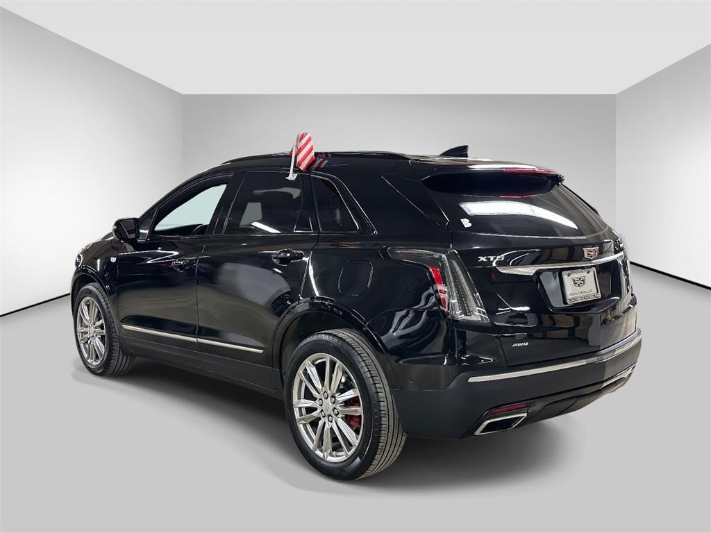 used 2023 Cadillac XT5 car, priced at $35,988