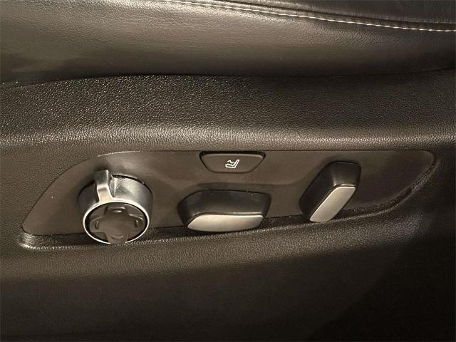 used 2023 Cadillac XT4 car, priced at $28,988